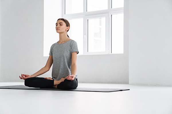 attractive-young-woman-practicing-meditation-2021-09-03-05-42-28-utc